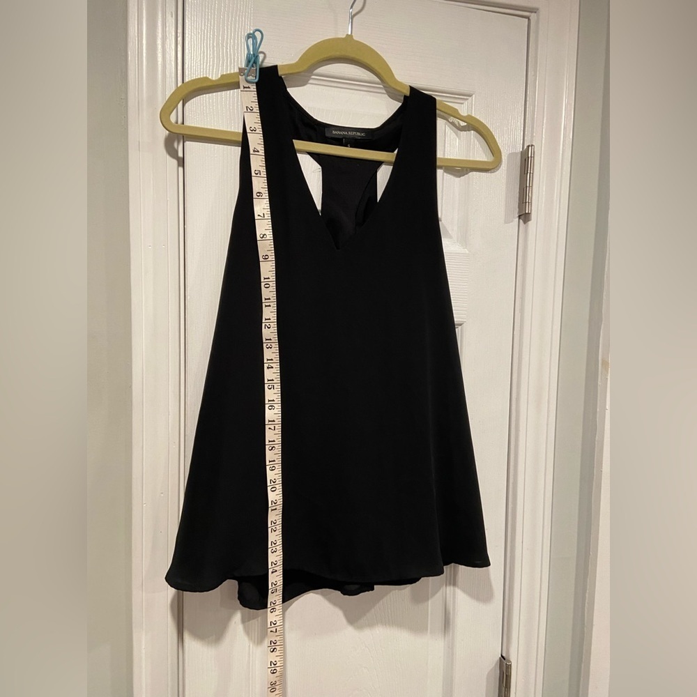 Banana Republic Black Keyhole Twist Racerback Tank Top Shell Flowy Lined Size S - Picture 7 of 10